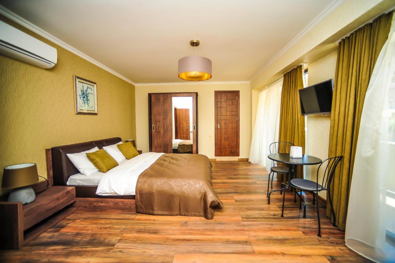 Hills Batumi Hotel Exterior foto